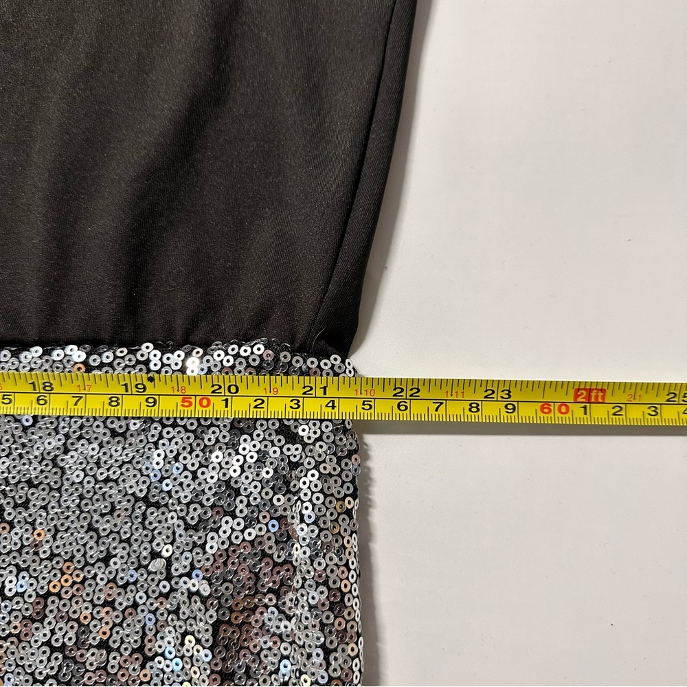 Rose gal Silver Sequins Dress Plus Size 3X / US 20 with Black Overlay, Stretchy - Picture 8 of 13